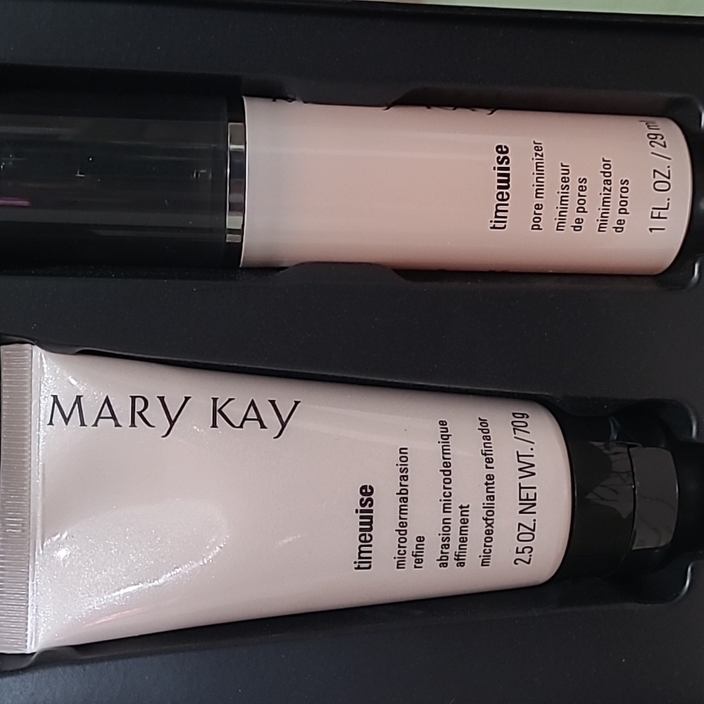 Mary Kay Timewise Microdermabrasion Plus Kit NWOT - Picture 2 of 2